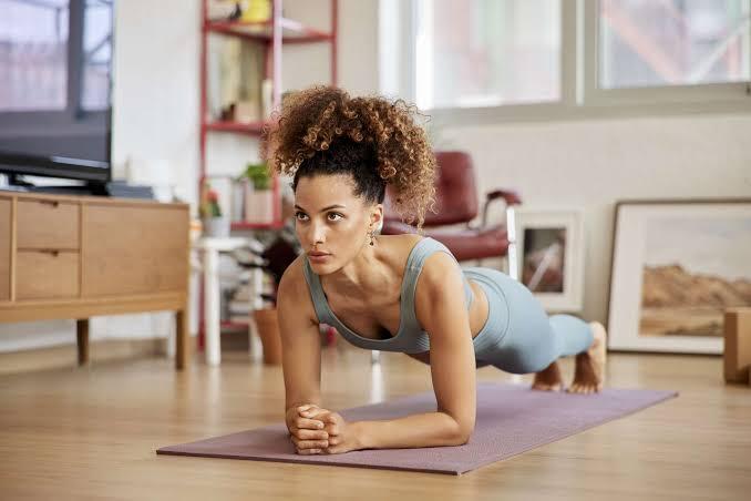 7 Best Bodyweight Exercises for Women to Build Strength and Muscle